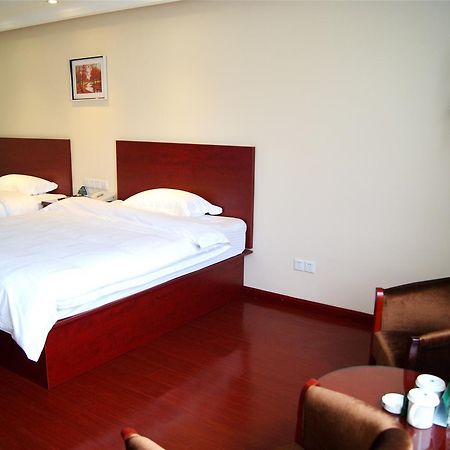 Greentree Inn Zhejiang Jinhua Yiwu International Trade City Changchun Street Shell Hotel מראה חיצוני תמונה