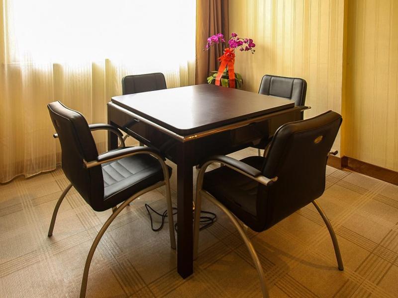 Greentree Inn Zhejiang Jinhua Yiwu International Trade City Changchun Street Shell Hotel מראה חיצוני תמונה